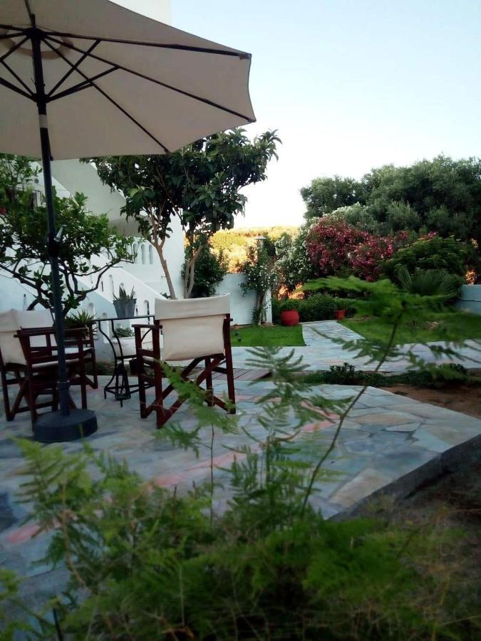 Thea Apartment Agia Marina Exteriér fotografie