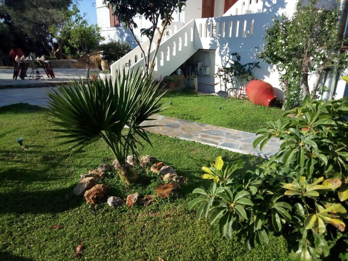 Thea Apartment Agia Marina Exteriér fotografie