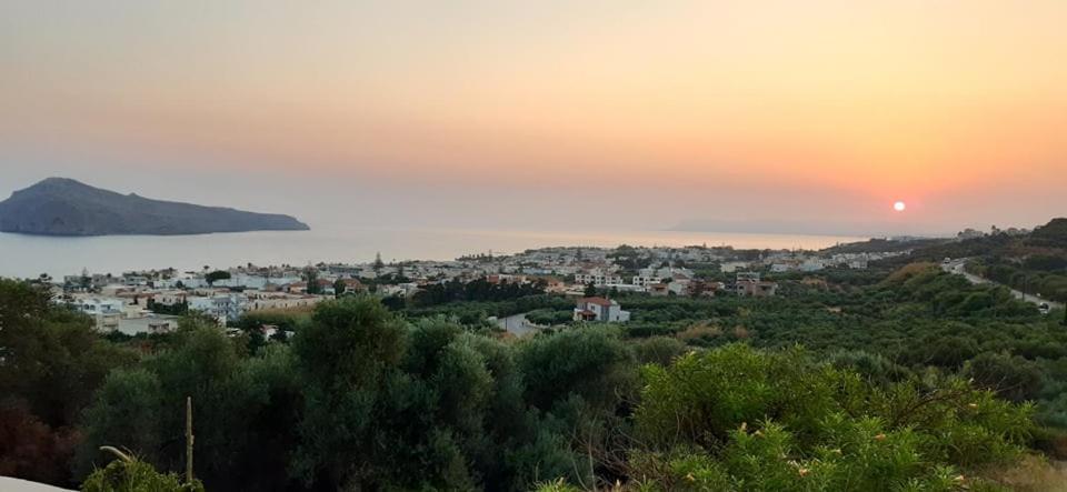 Thea Apartment Agia Marina Exteriér fotografie