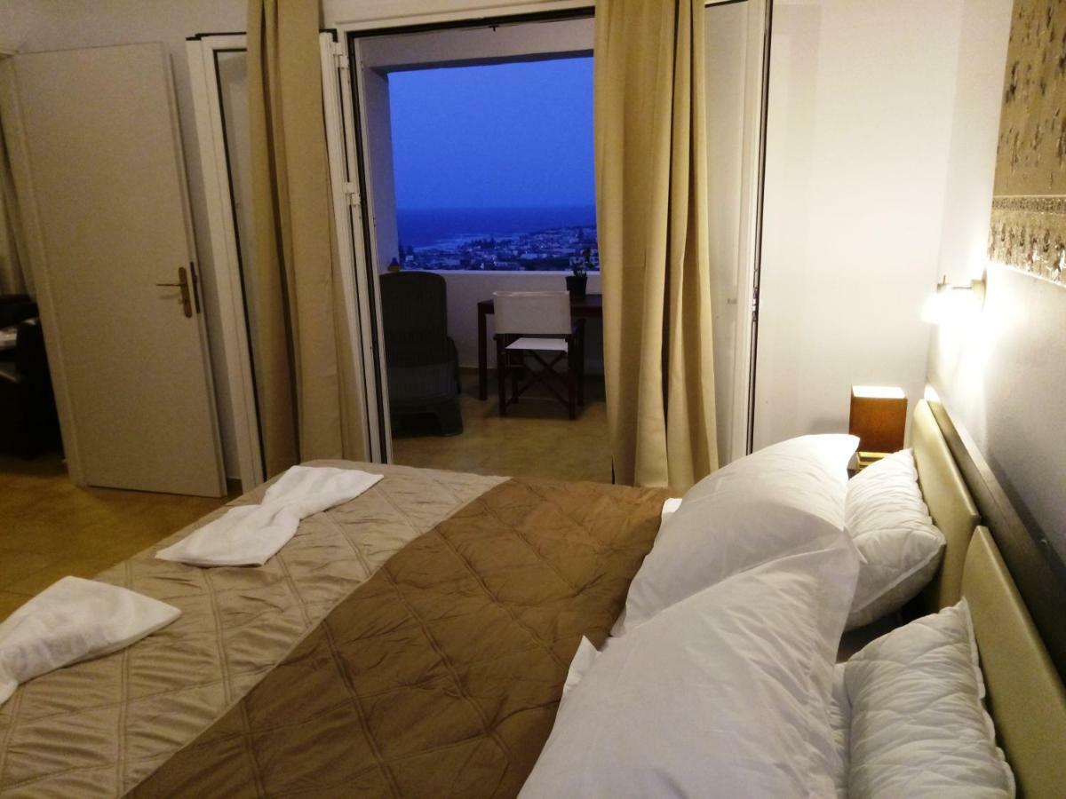 Thea Apartment Agia Marina Exteriér fotografie